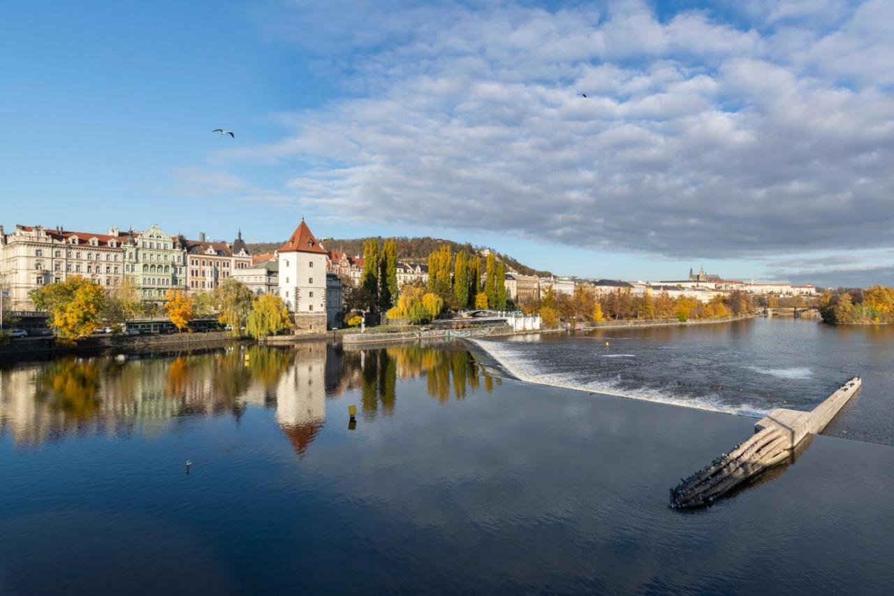 Janackovo Nabrezi 19 - Riverside Residence Prag Exterior foto