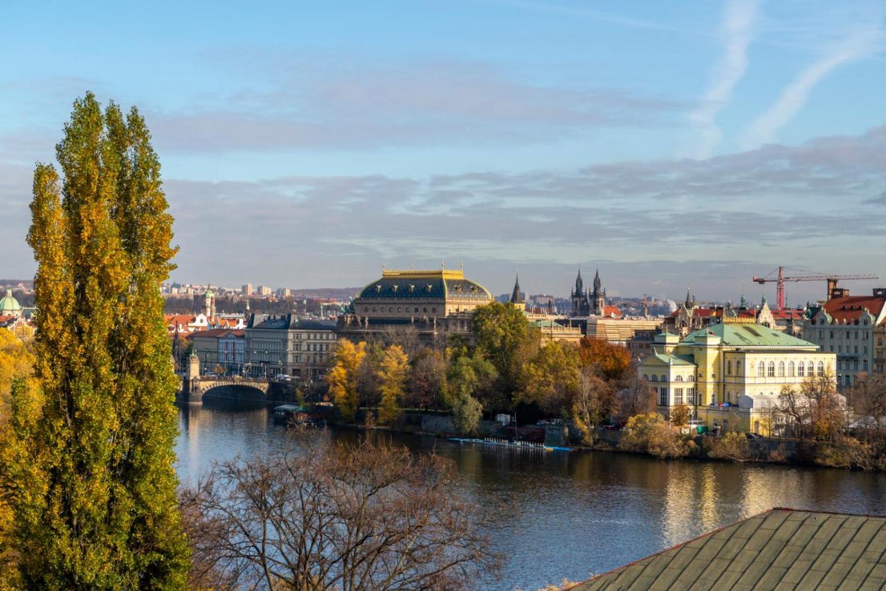 Janackovo Nabrezi 19 - Riverside Residence Prag Exterior foto